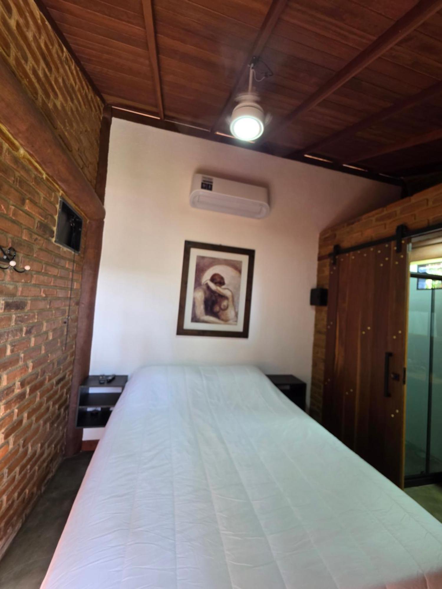 Fe Chale Casal No Centro Mp Miguel Pereira